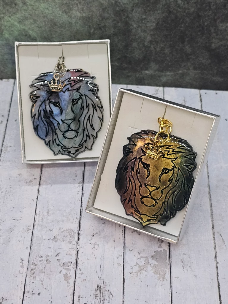 2 King Lion Keyrings in gift boxes